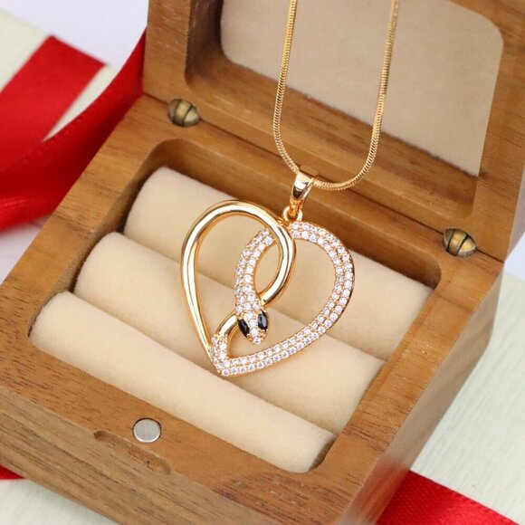 "Rose Gold Heart Pendant with Crystal Snake Design, XPPT1587 - Picture 5 of 13